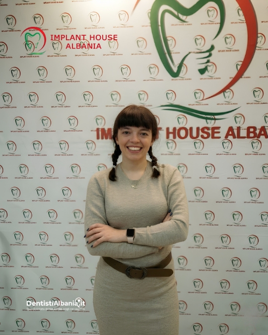 69 Paziente Biodent Dental Clinic